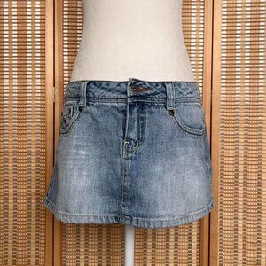 Y2K grail! 2000s ultra mini Paris Blues denim skirt size 9